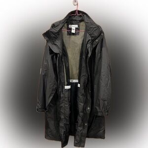 LL Bean Traveler Unisex Black Rain Jacket